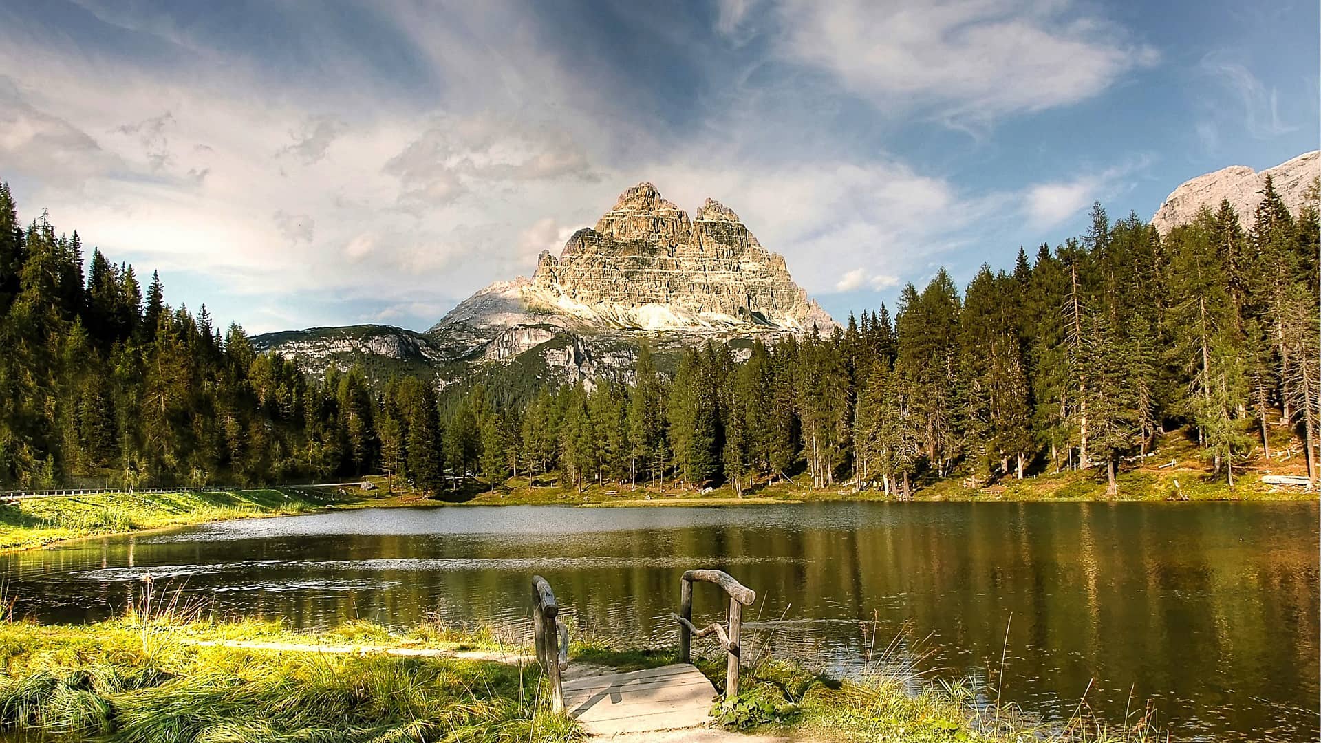 lago antorno dolomites landscape  