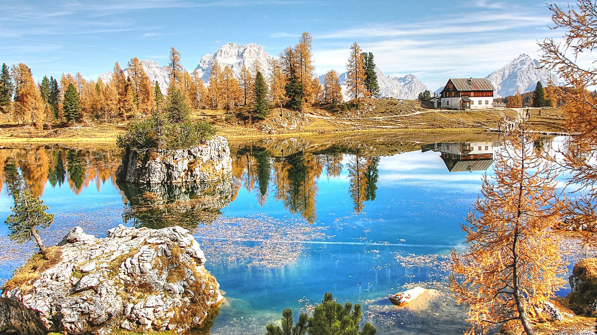 lago federa dolomites landscape  